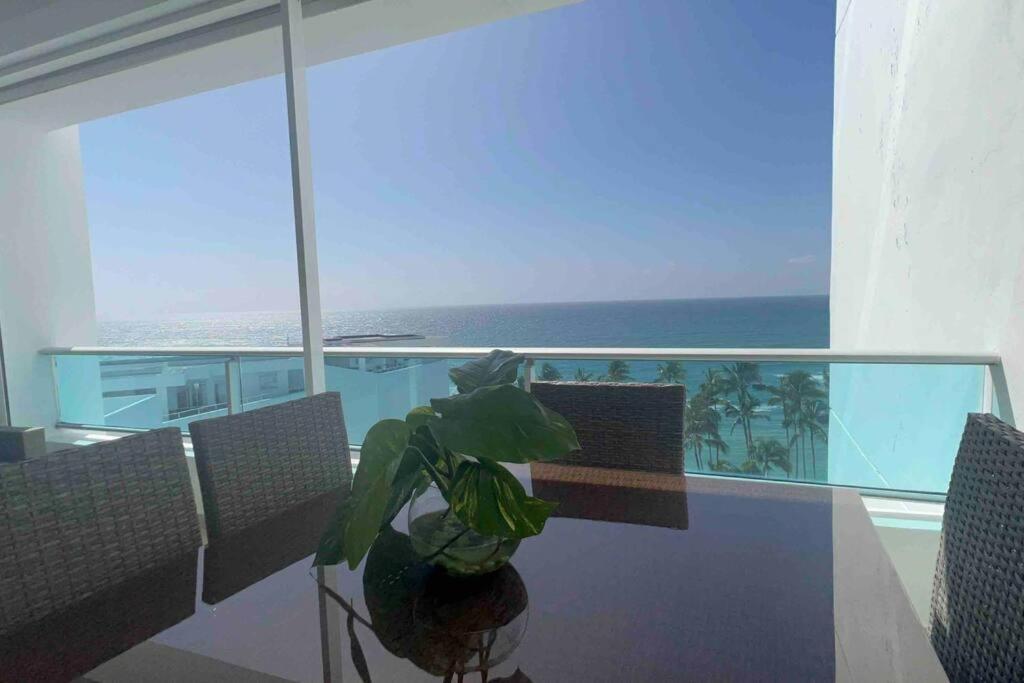 Bueno Paradise Condo In Marbella フアン・ドリオ エクステリア 写真